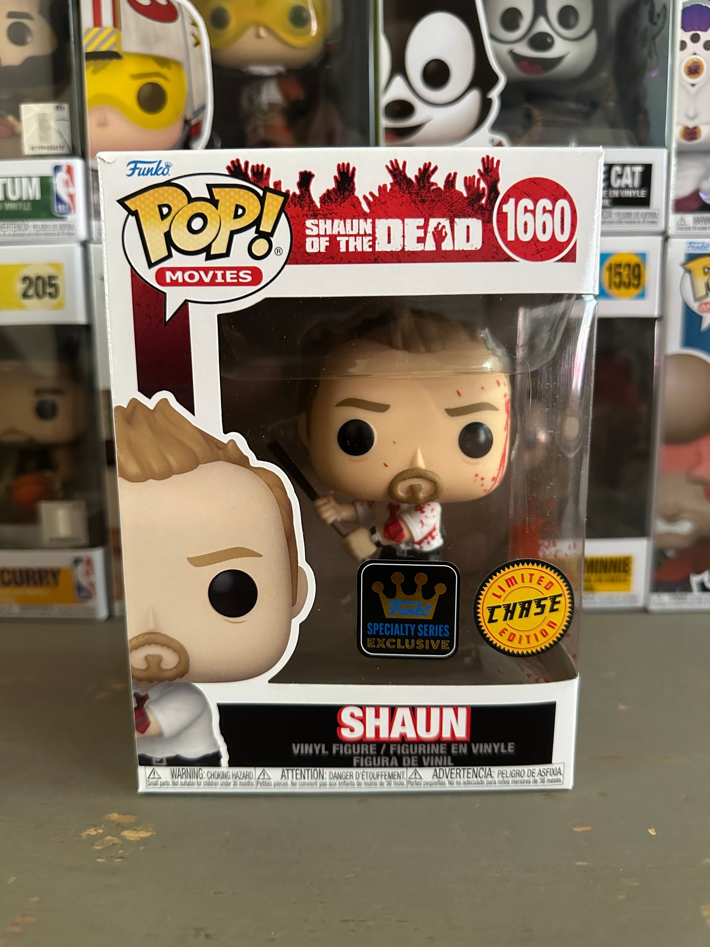 Shaun of the Dead - CHASE Shaun Funko Specialty Series #1660 *Check Notes