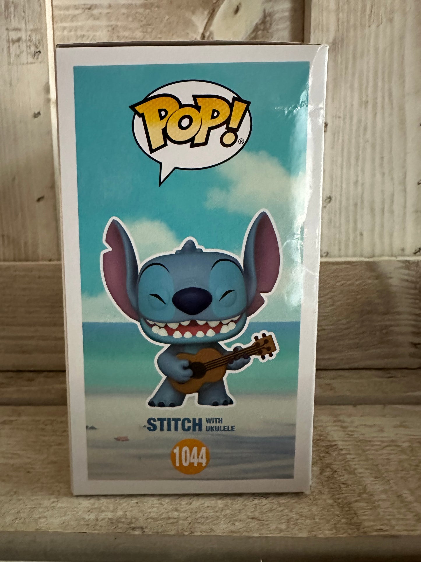 Disney - Lilo & Stitch - Stitch with Ukulele #1044