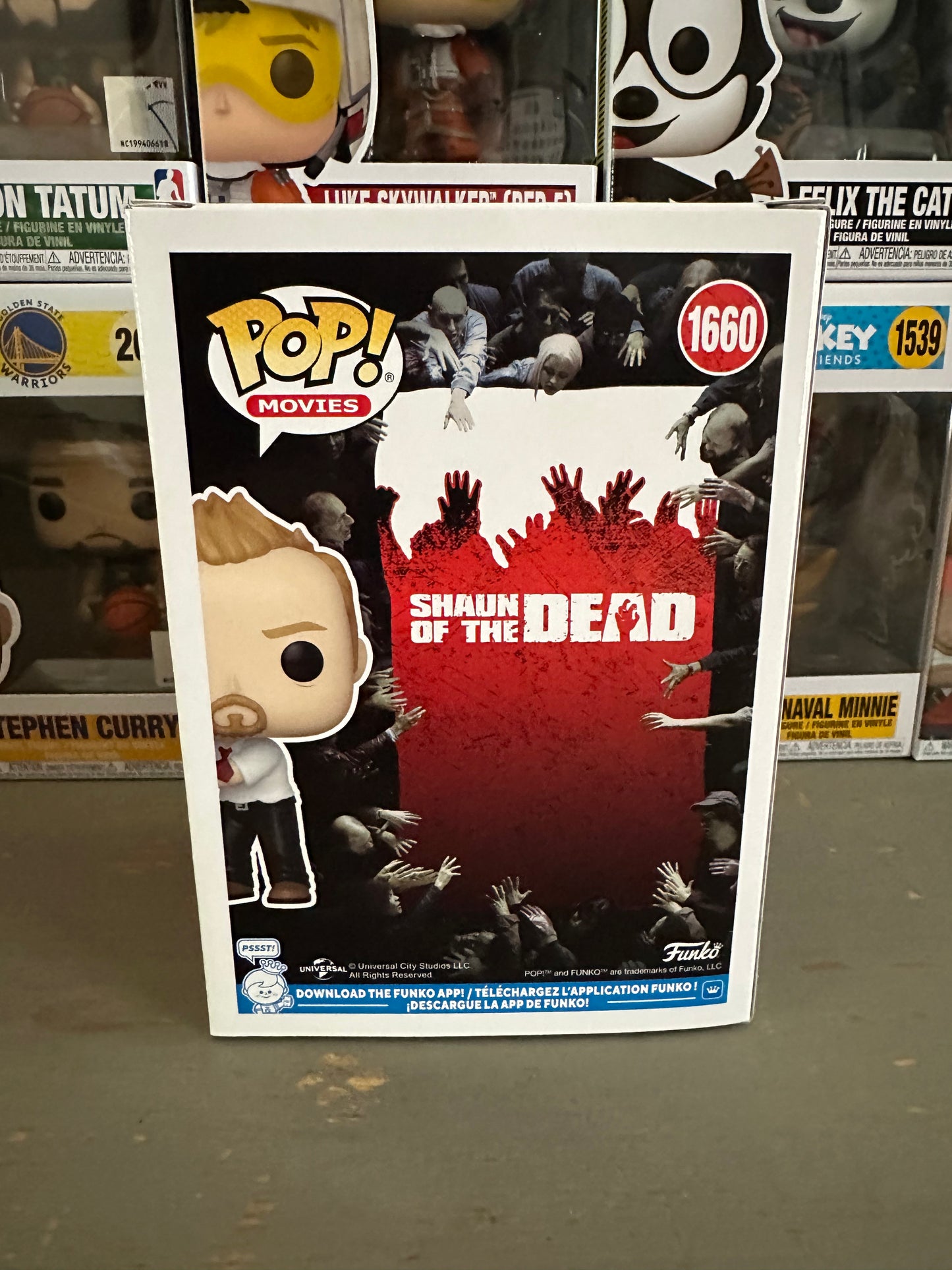 Shaun of the Dead - CHASE Shaun Funko Specialty Series #1660 *Check Notes