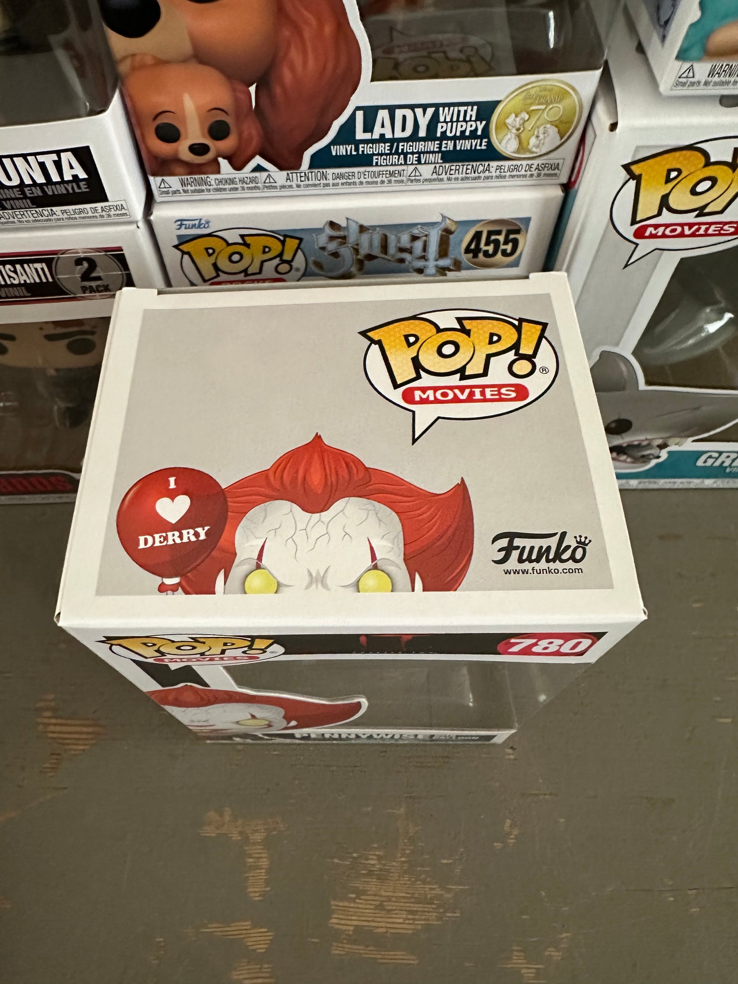 IT Chapter Two - Pennywise with Balloon #780