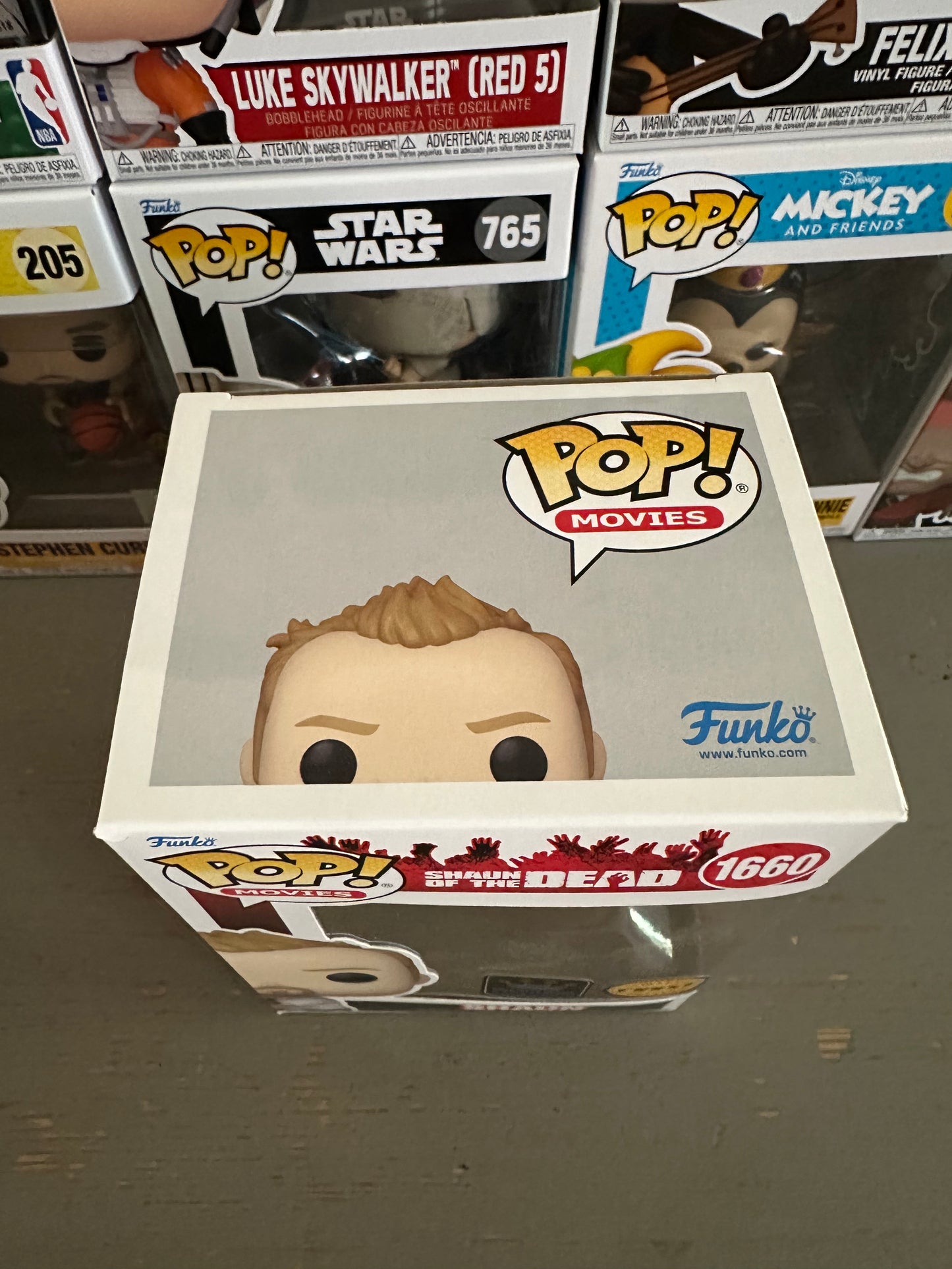 Shaun of the Dead - CHASE Shaun Funko Specialty Series #1660 *Check Notes